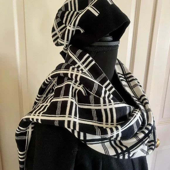 NWT Kate Spade Black and White Plaid Scarf and Matching Beanie - Picture 7 of 12